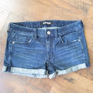 Express Shortie Low Rise Blue Denim Shorts Rolled SZ 4 Summer Travel